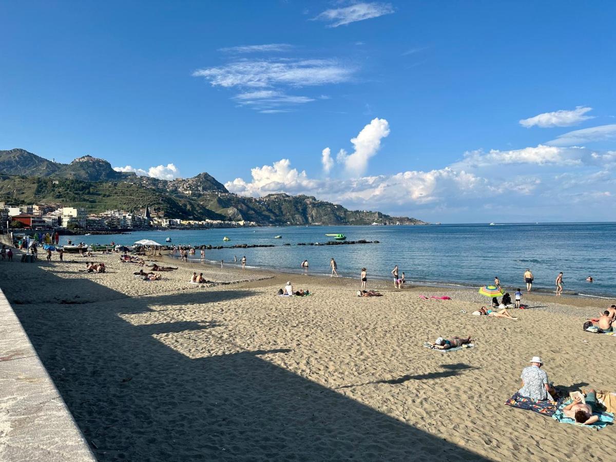 Apartmán Attico Di Giggia Giardini Naxos Exteriér fotografie